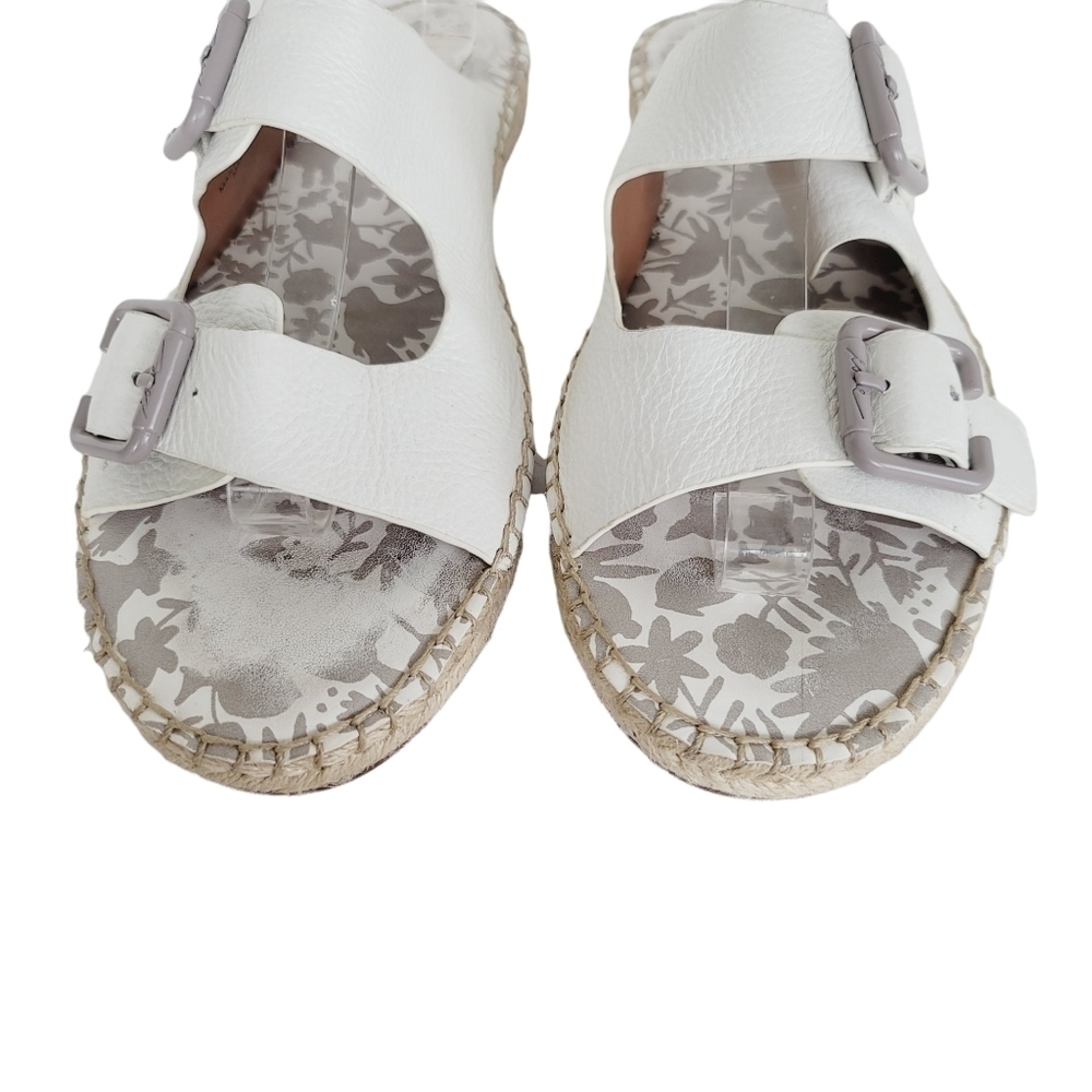 Ellen DeGeneres Women's Sadie Napoli Espadrille Flats